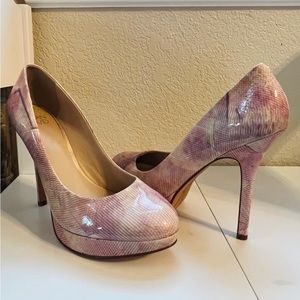 Joan & David Lavender Snake Print Platform Pumps size 8